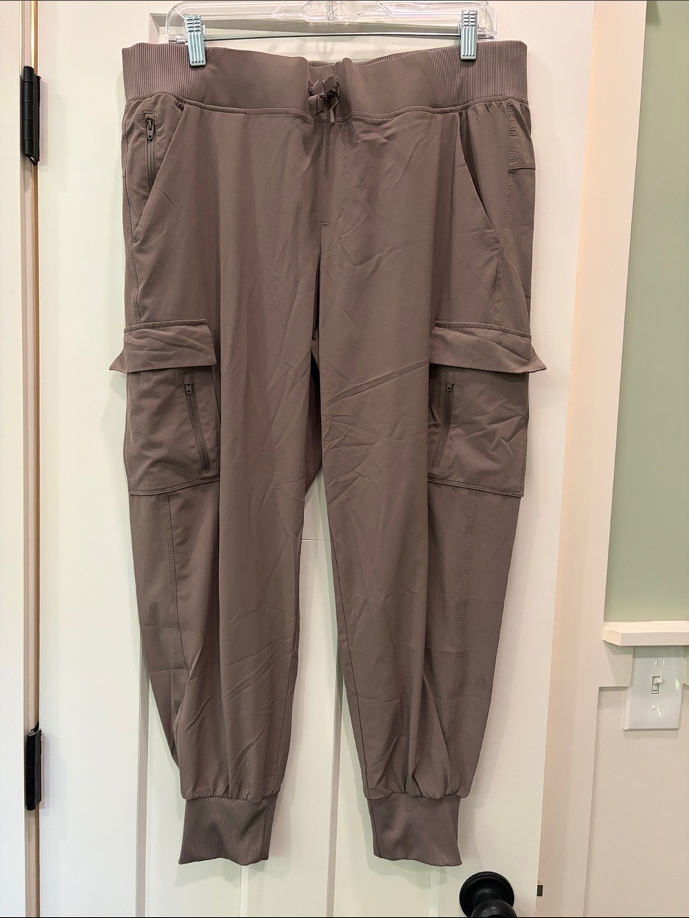 all in motion Women’s Taupe Stretch Cargo Track Joggers
